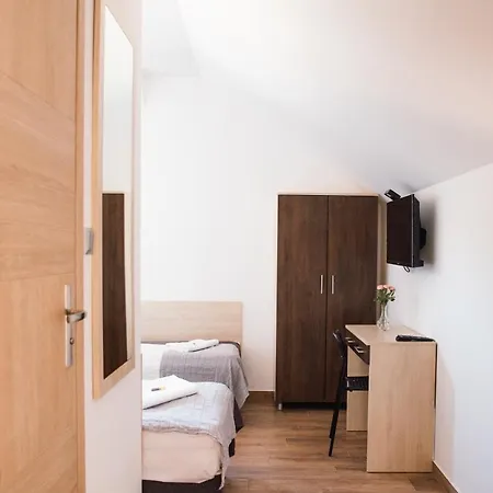 Dom wakacyjny Przy Dolinie *